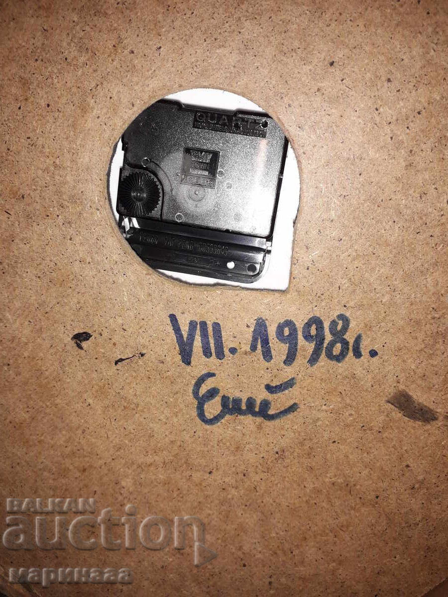 DESIGNER WATCH. LEATHER, WOOD - 6 DESIGNER WATCH. LEATHER, WOOD - 6