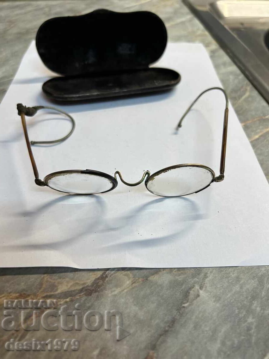 Ochelari din vremea țarilor - 5 Ochelari din vremea țarilor - 5