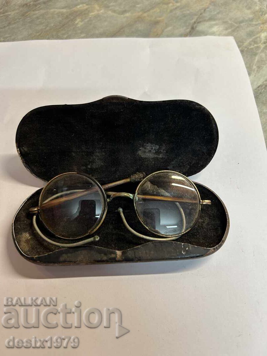 Ochelari din vremea țarilor Ochelari din vremea țarilor