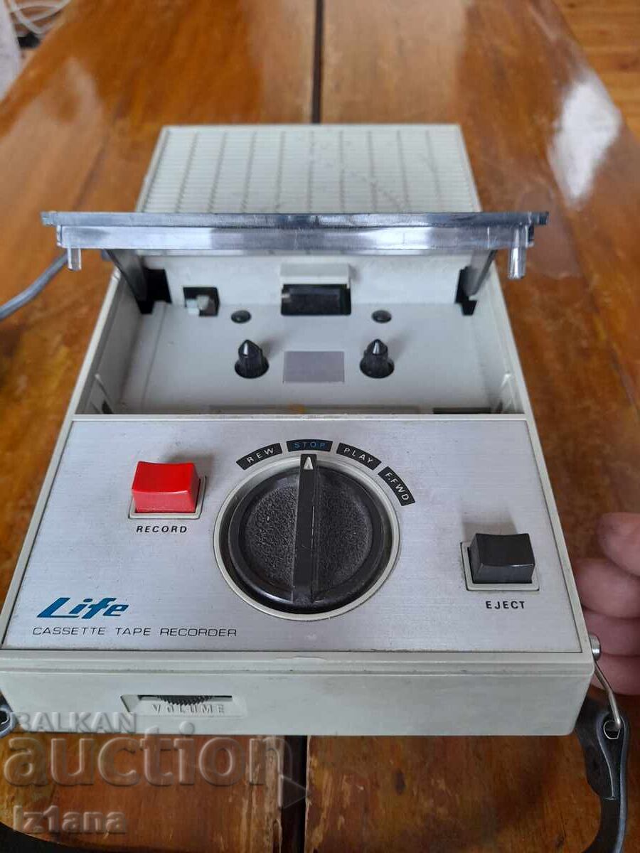 Old cassette player Life P-71AC with price 50.00 BGN | € 25.56 Old cassette player Life P-71AC with price 50.00 BGN | € 25.56