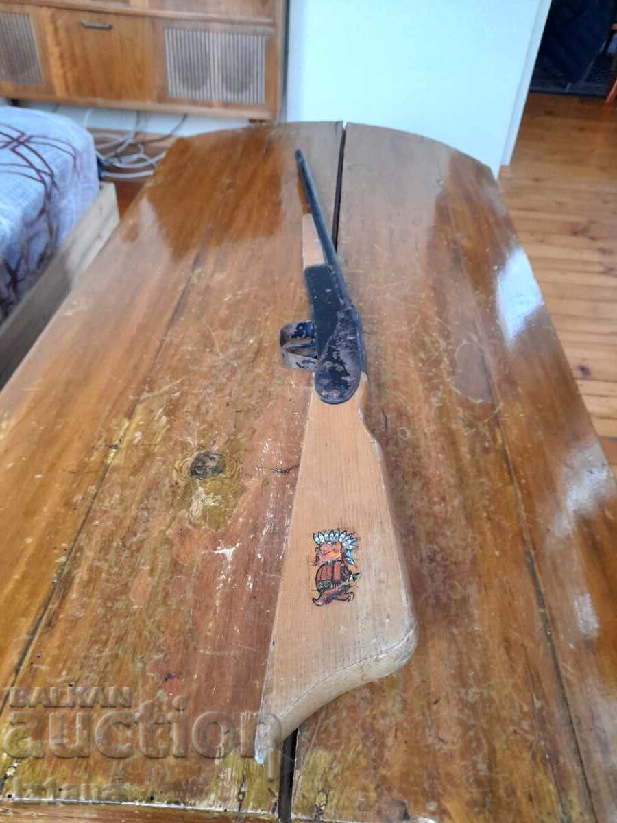 Old children's toy, rifle