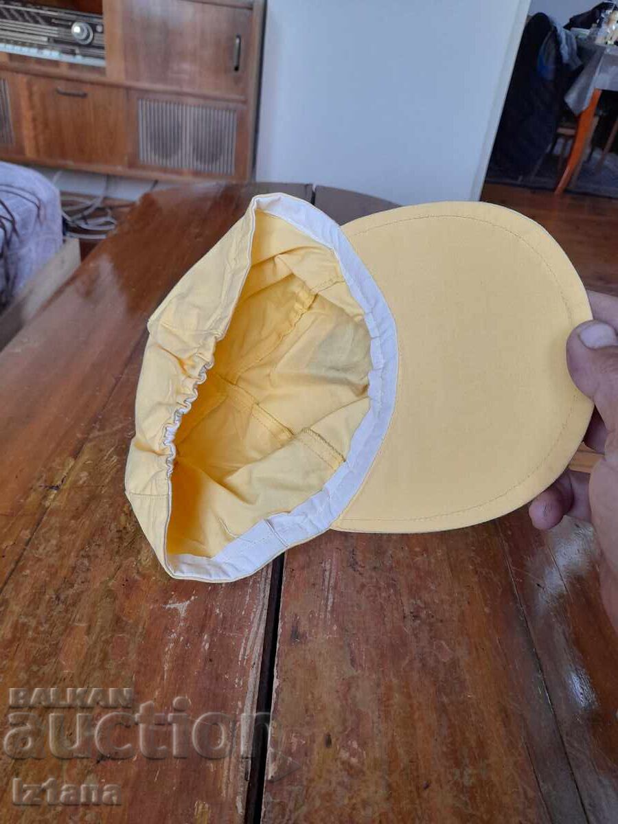 Delivery of Old hat, Assembly Flag of Peace Delivery of Old hat, Assembly Flag of Peace