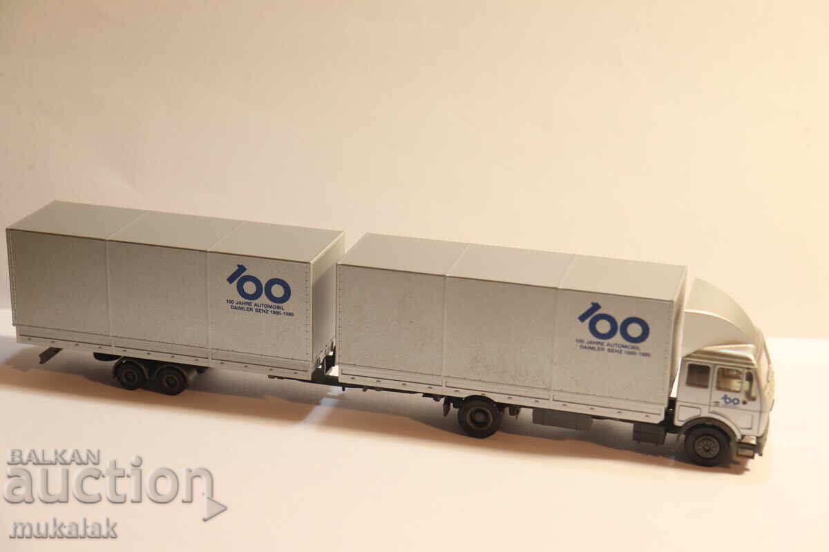 HERPA H0 1/87 MERCEDES BENZ TIR TRUCK MODEL - 7