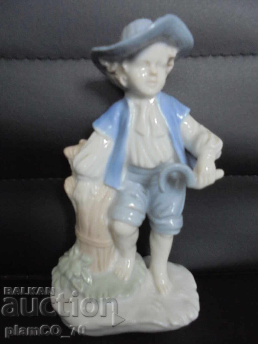 №*8329 Figurina veche din porțelan cu preț € 6.90 | 13.50 BGN №*8329 Figurina veche din porțelan cu preț € 6.90 | 13.50 BGN