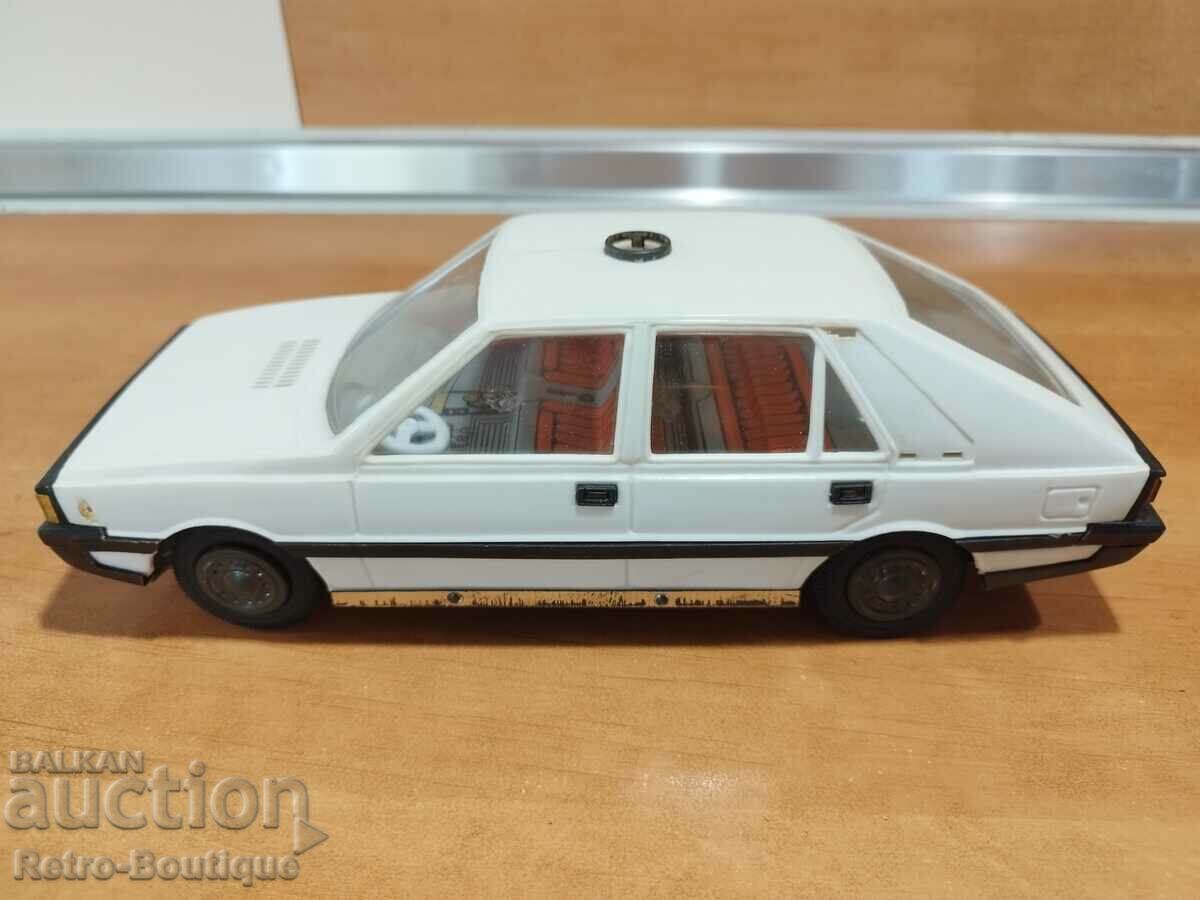 Auction  Old toy, Polonaise car, social.