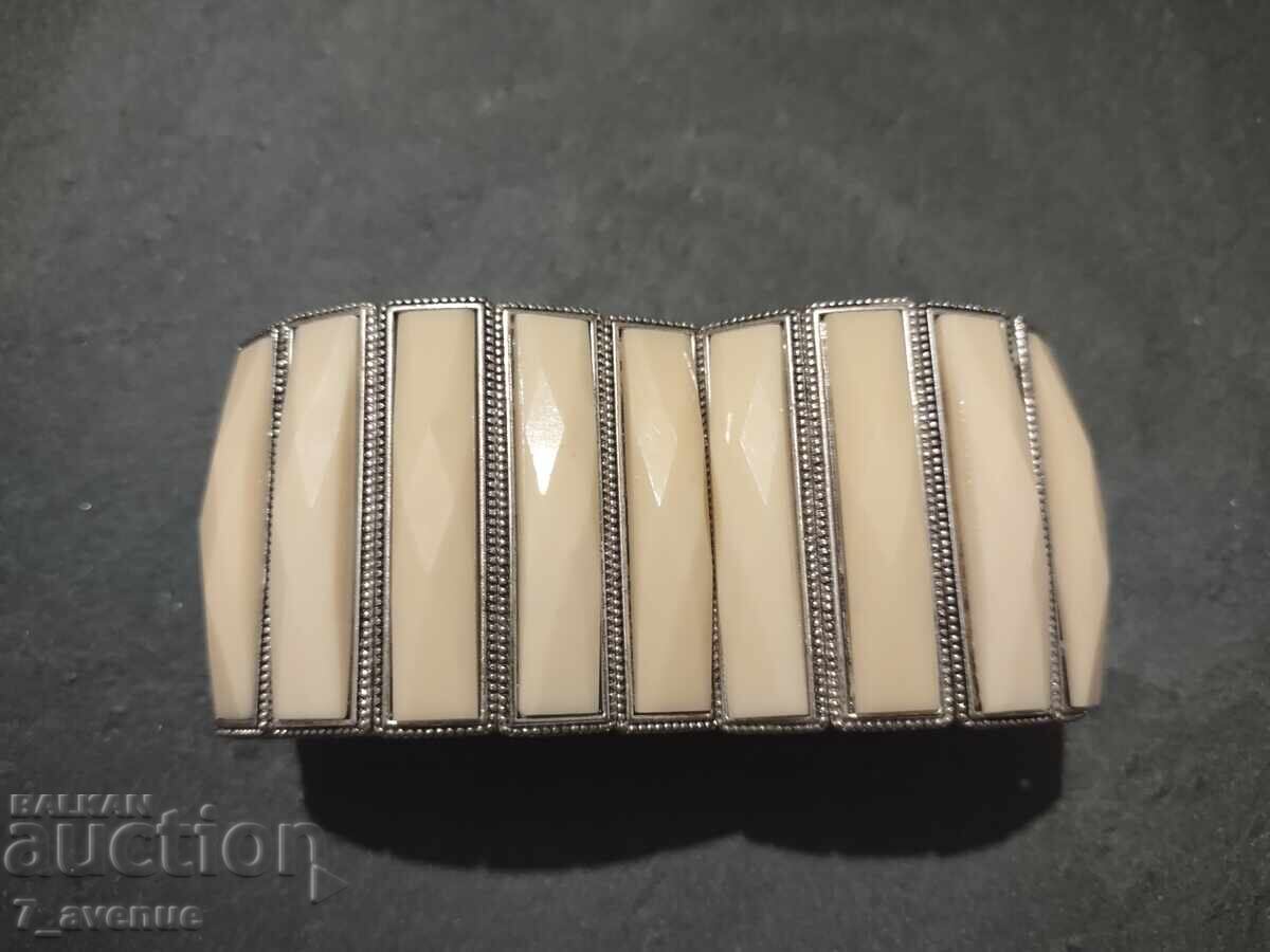 Brățară, interesantă, diferită 20.10.25 cu preț 29.00 BGN | € 14.83