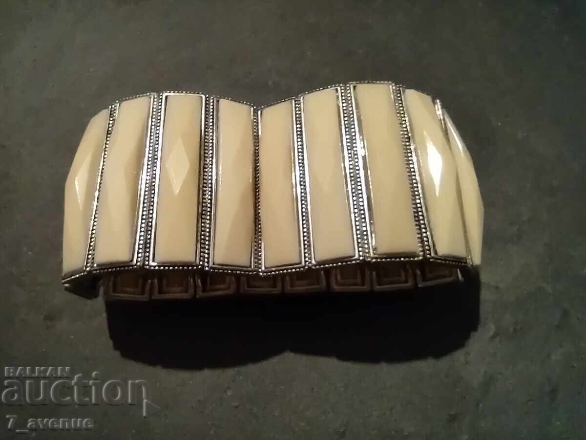 Licitație Brățară, interesantă, diferită 20.10.25