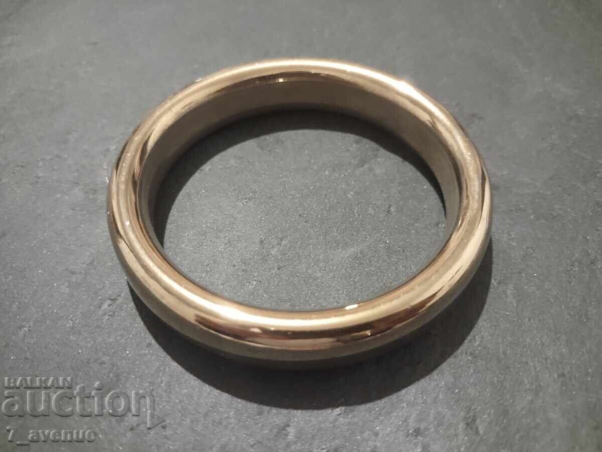 Гривна,   интересна различна  масивна, с позлата 20.10.25