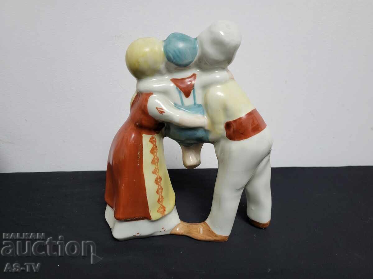 Auction Porcelain figurine Auction Porcelain figurine
