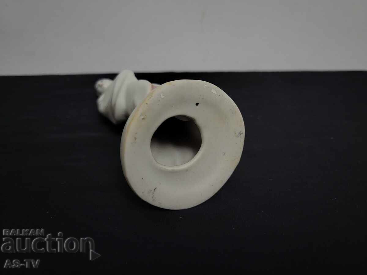 Παράδοση Πορσελάνινο ειδώλιο Παράδοση Πορσελάνινο ειδώλιο