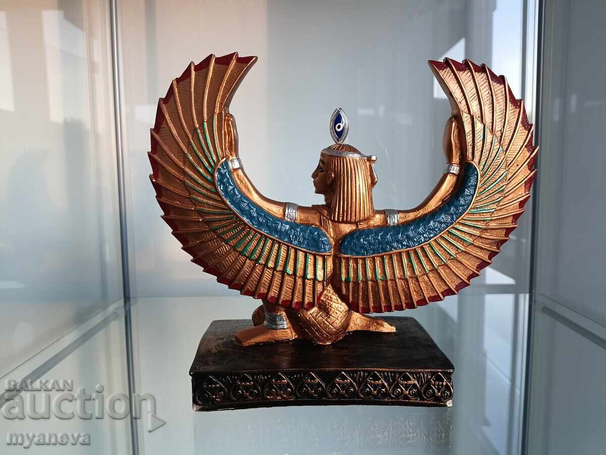 Delivery of Egyptian statuette of Isis, goddess of magic