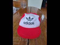 Pălărie veche Adidas, Adidas