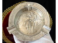 Cenușar din cositor cu scenă de dragoste dintr-o melodie, nuntă de cositor