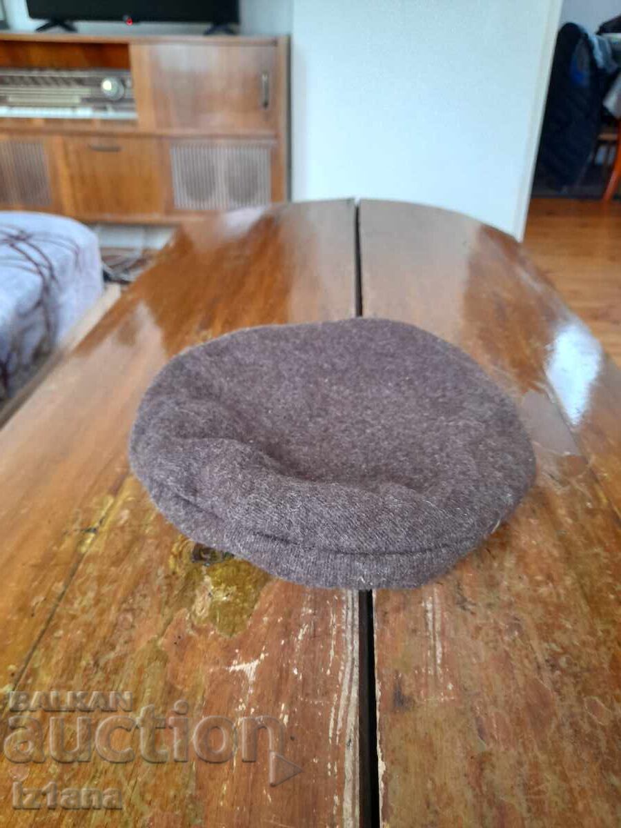 Old school cap, beret