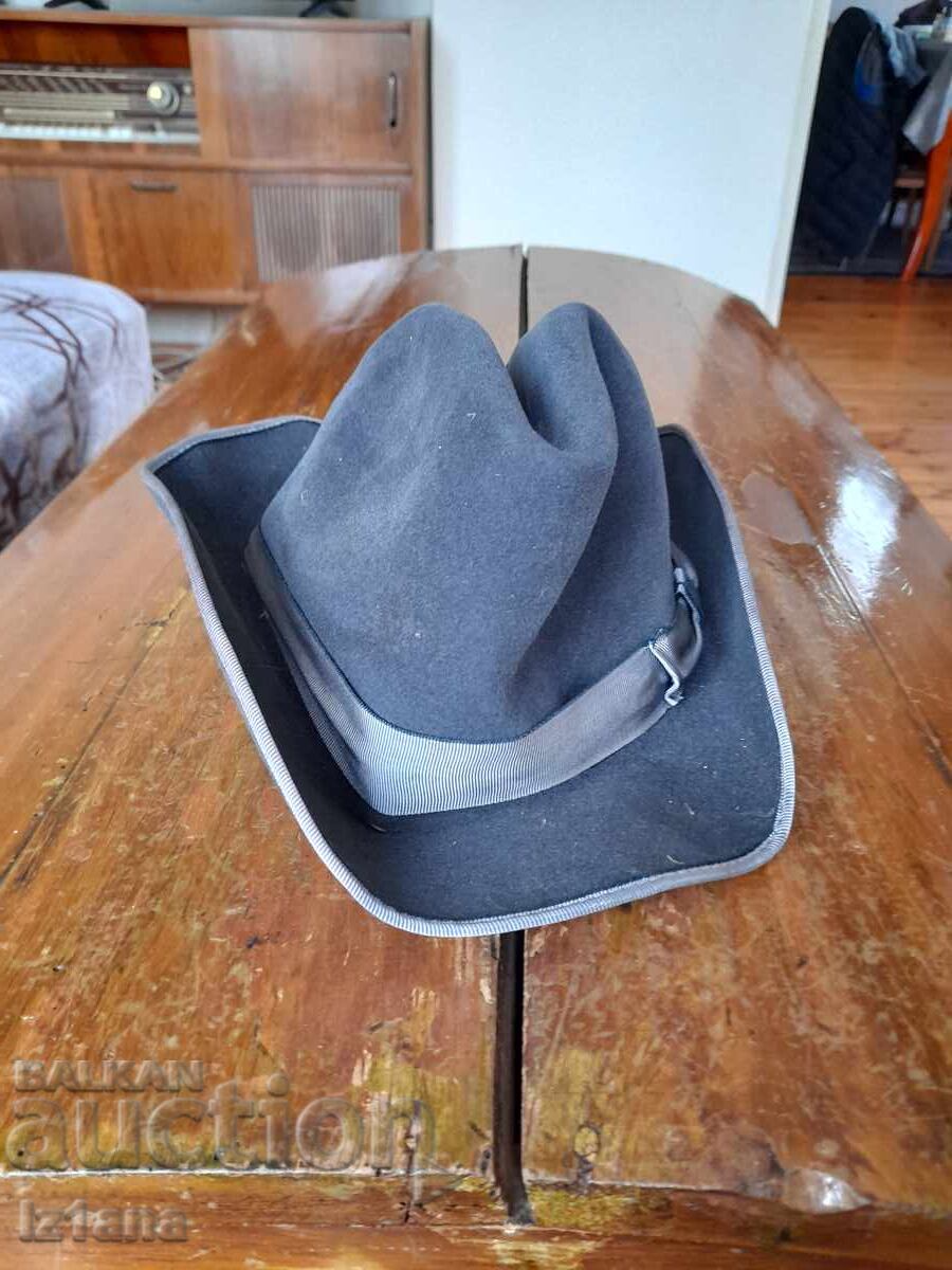 Old hat