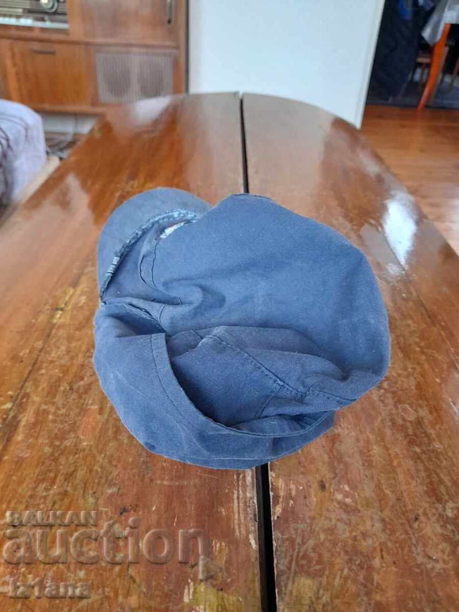 Livrarea Palarie veche de politie, palarie de politie Livrarea Palarie veche de politie, palarie de politie