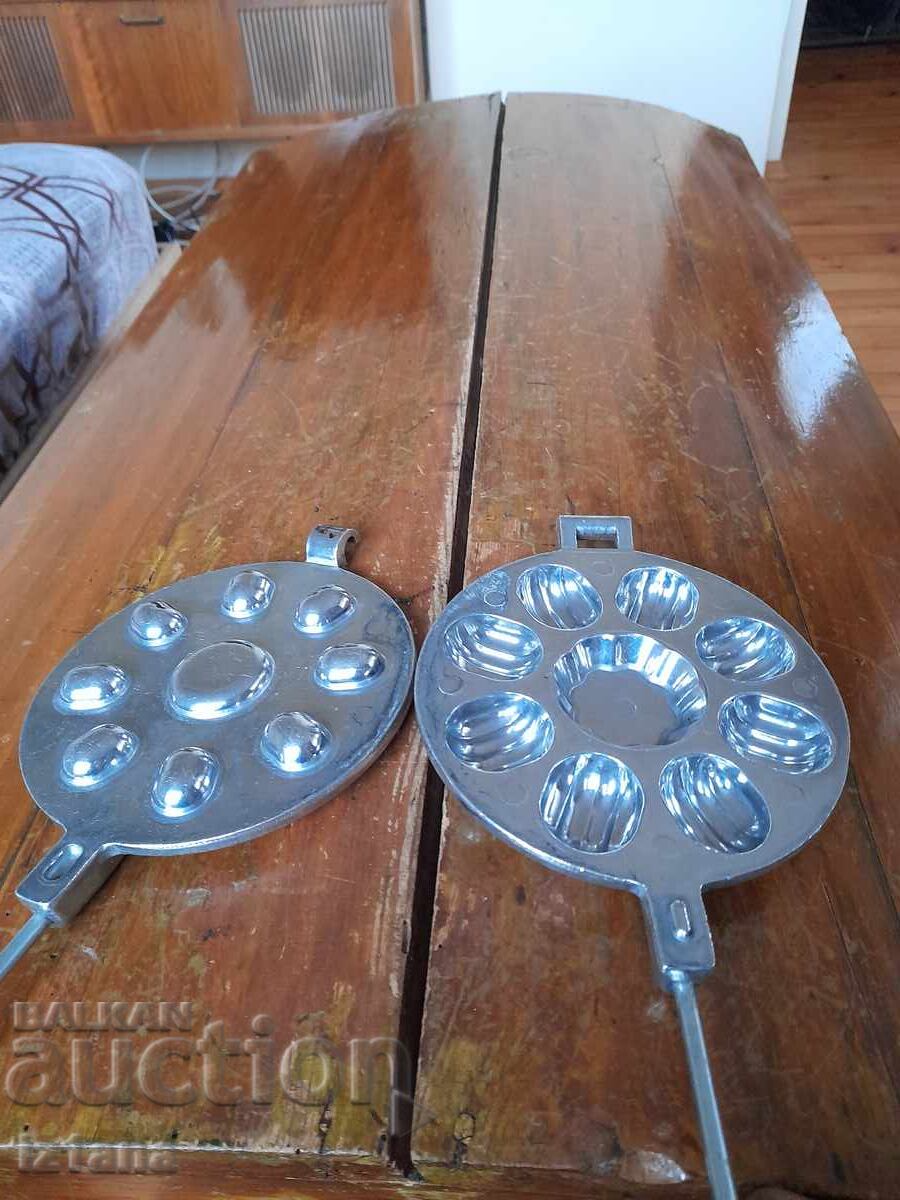 Παλιά συσκευή, φόρμα για ψήσιμο γλυκών, Ξηροί καρποί - 5