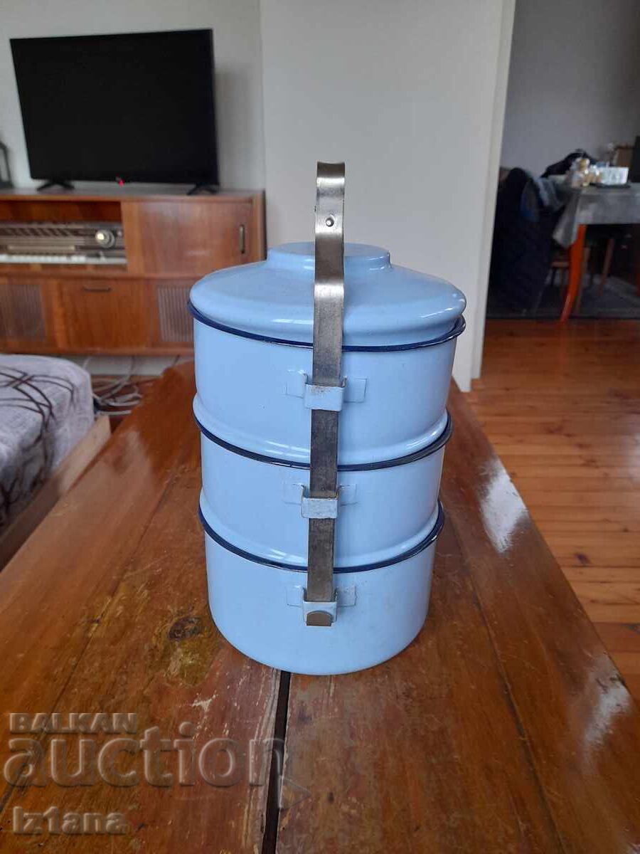 Παλιά εμαγιέ δοχεία τροφίμων με τιμή 45.00 BGN | € 23.01