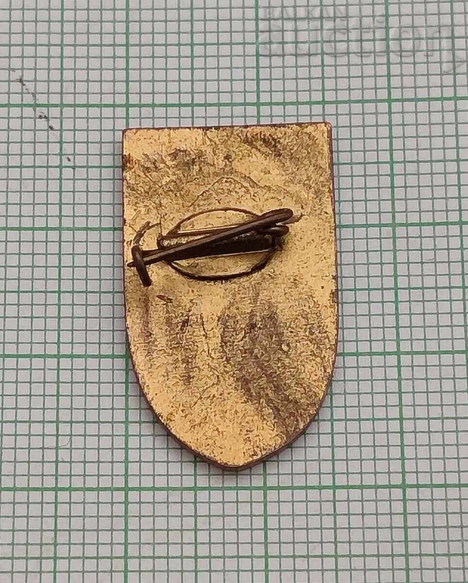 SKENDERBEG ALBANIA 1968 BADGE with price 15.00 BGN | € 7.67 SKENDERBEG ALBANIA 1968 BADGE with price 15.00 BGN | € 7.67