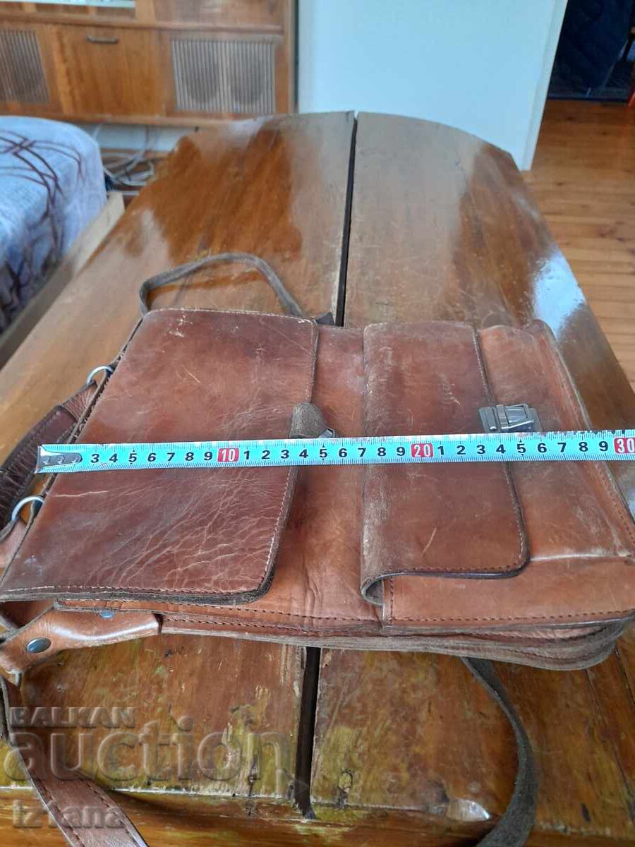 Geanta veche din piele - 7 Geanta veche din piele - 7