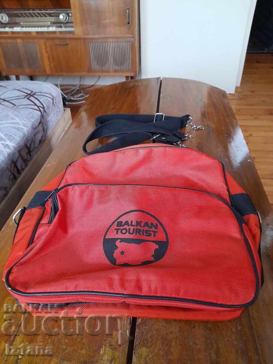 Old Backpack BalkanTourist