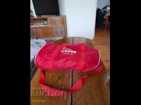 O pungă veche de Coca Cola, Coca Cola