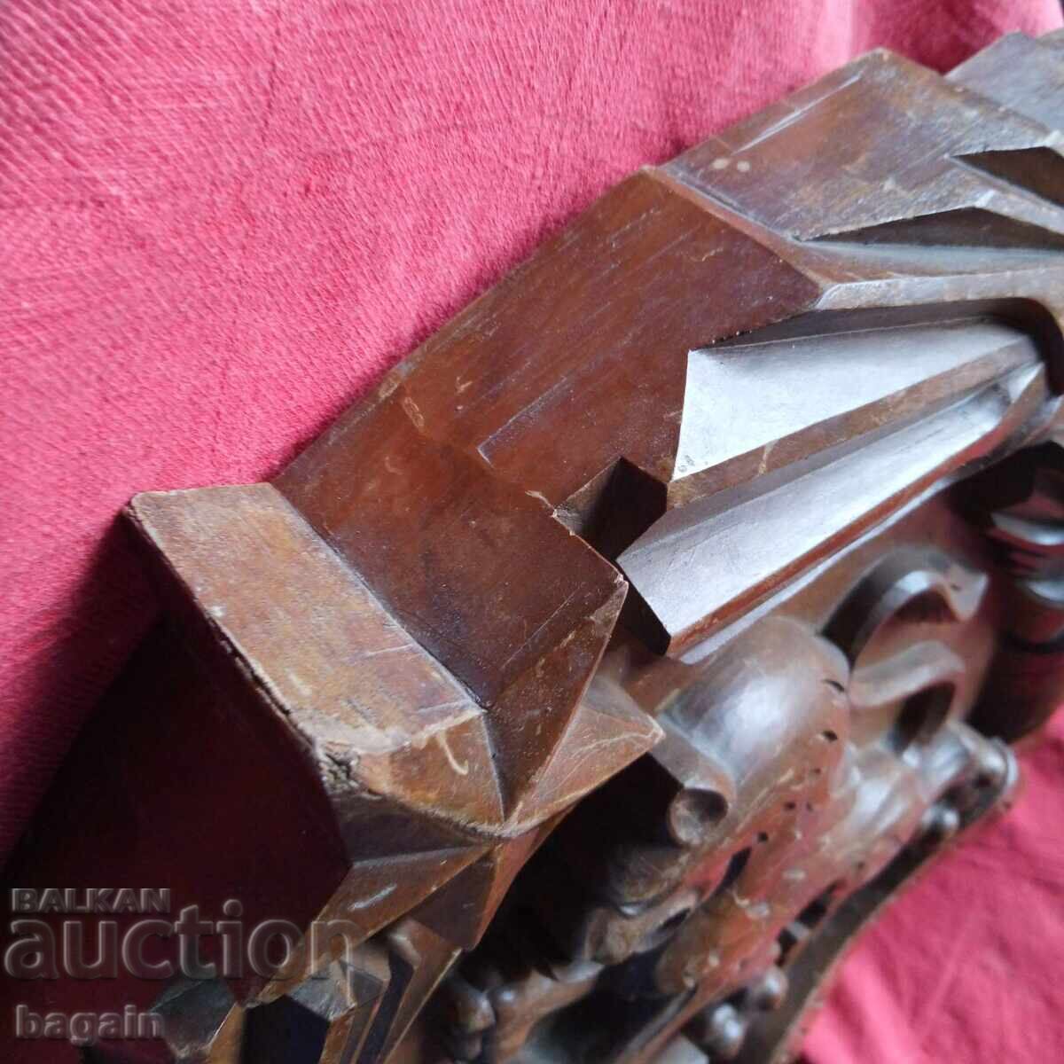 Delivery of People's Republic of Bulgaria. Unique Coat of Arms. Walnut