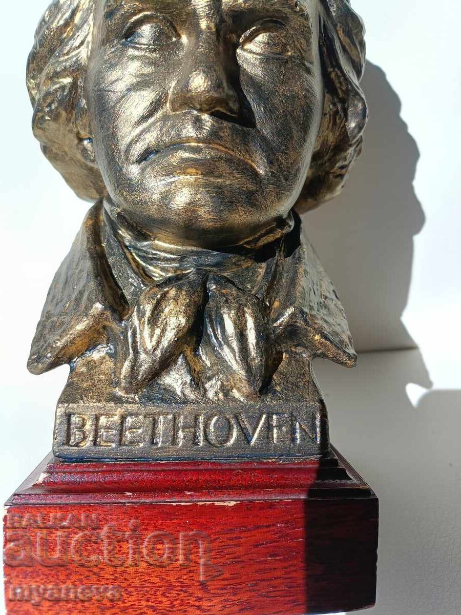 Delivery of Bust of Ludwig van Beethoven (Beethoven)