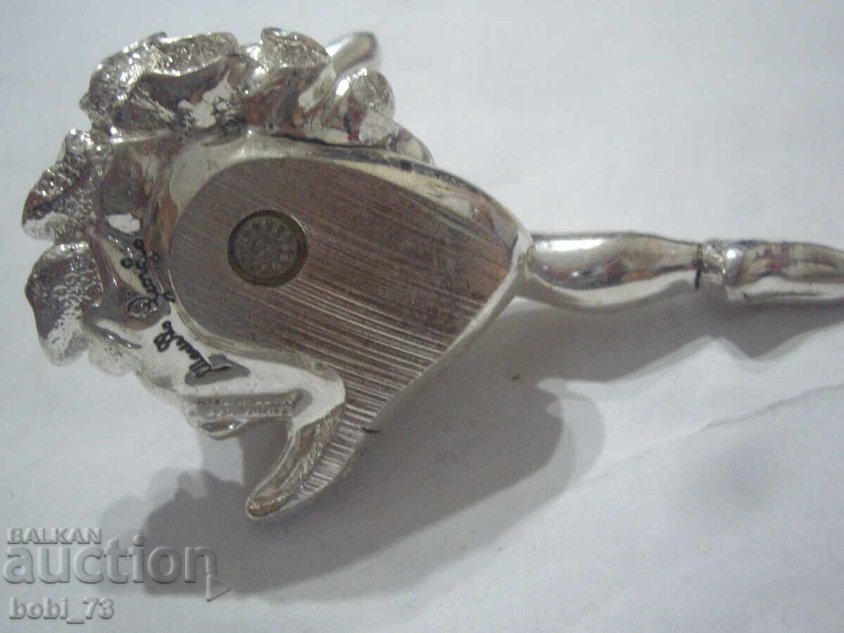 Auction  Ballerina figurine