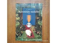 Colecție de medalii de nuntă ale familiei regale olandeze