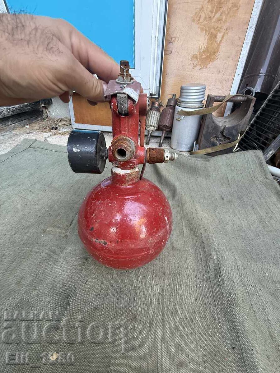 Δημοπρασία Πυροσβεστήρας για ελικόπτερο ΜΙ-16