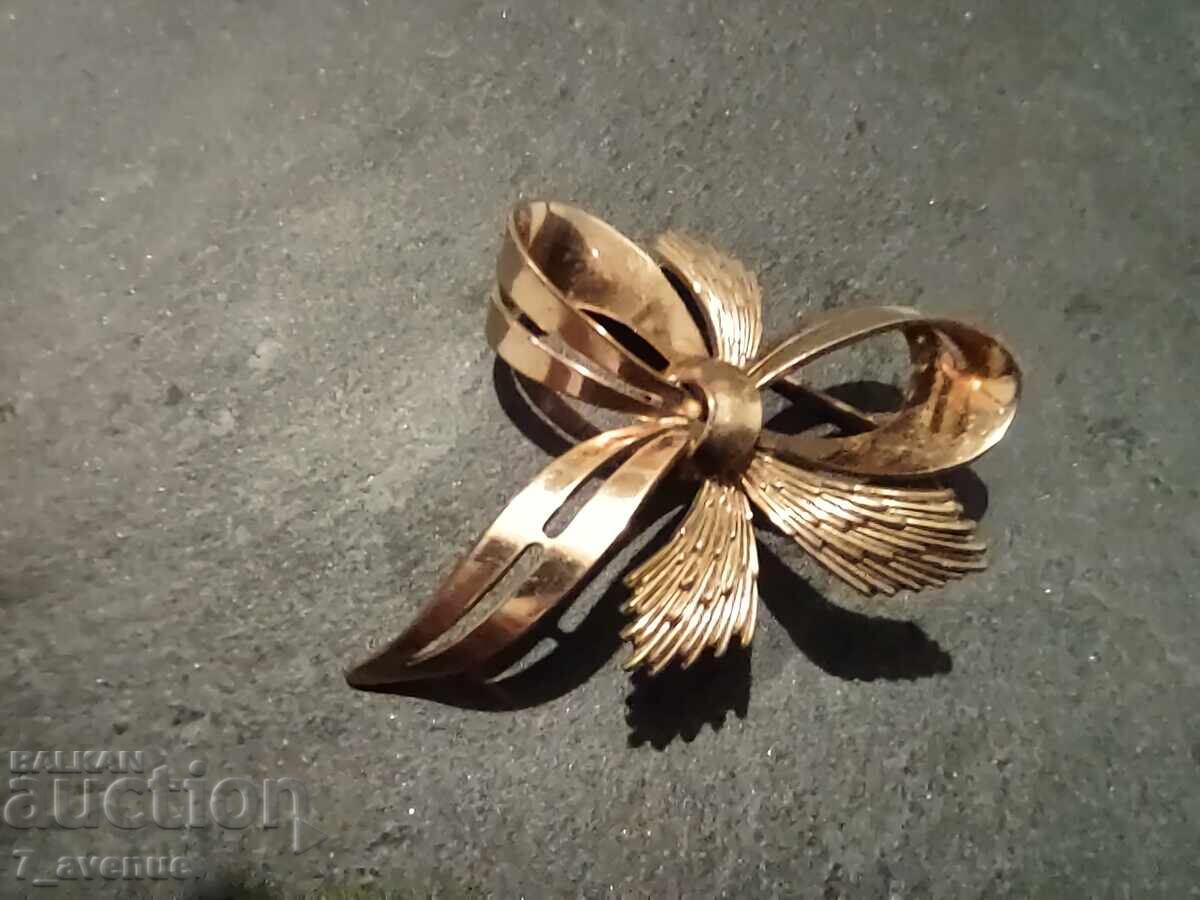 Brooch gold-plated, stylish 21.10.25 Brooch gold-plated, stylish 21.10.25