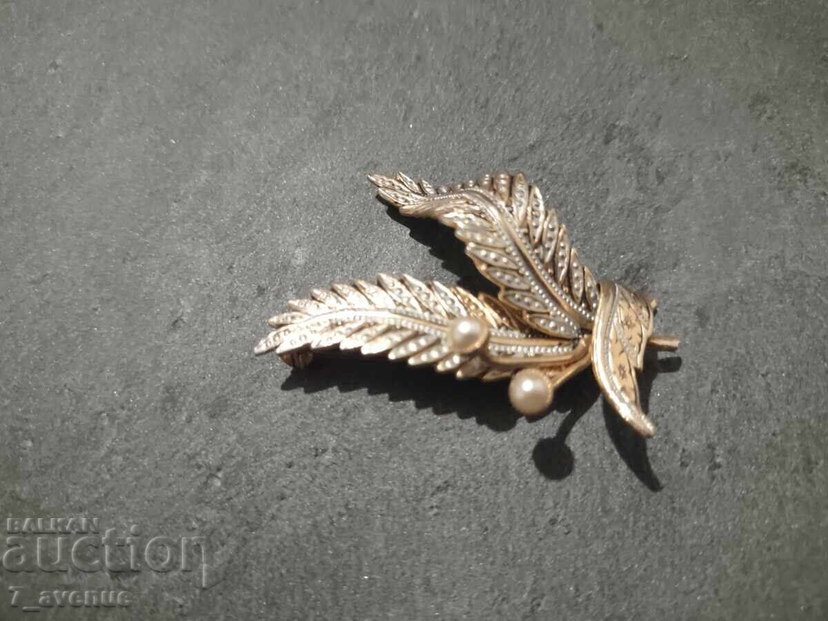 Επιχρυσωμένη καρφίτσα, κομψή 21.10.25 - 5