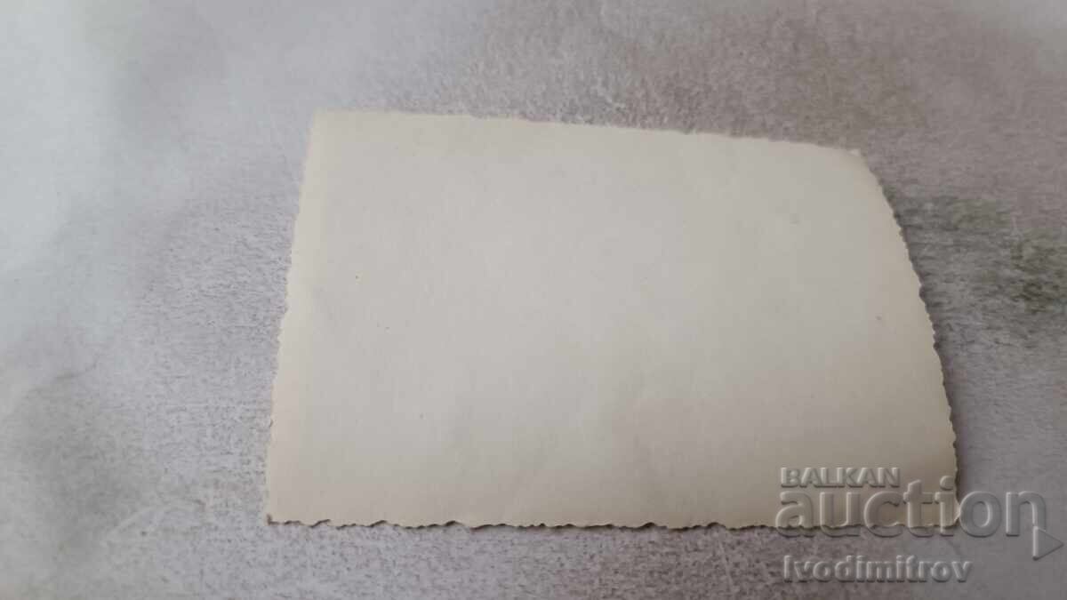 Φωτογραφία Γυναικών και νεαρών κοριτσιών στη θάλασσα με τιμή 1.45 BGN | € 0.74