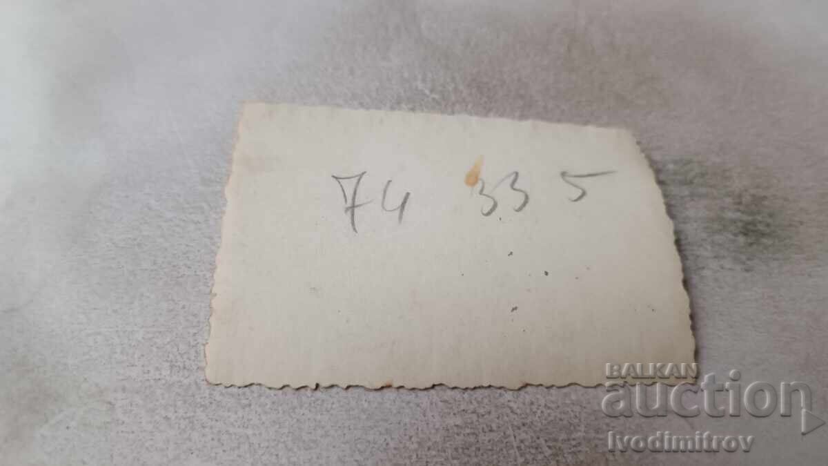 Снимка София Момиченце с ретро детска количка с цена 1.85 лв. | € 0.95