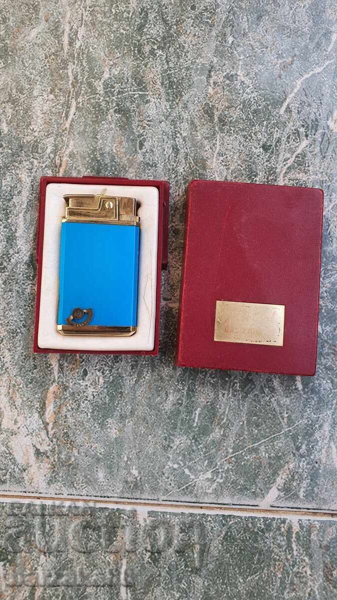 Ιαπωνικός αναπτήρας Royal με φανάρι με τιμή 50.00 BGN | € 25.56 Ιαπωνικός αναπτήρας Royal με φανάρι με τιμή 50.00 BGN | € 25.56