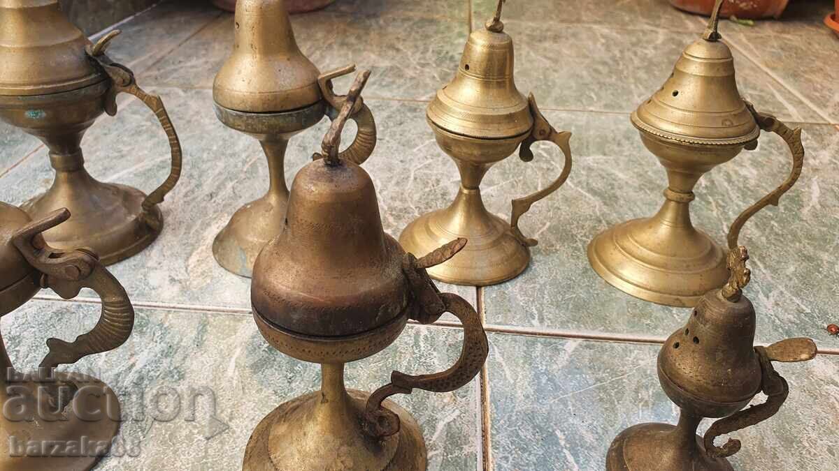 Δημοπρασία Μεταλλικά καντήλια, 7 τεμάχια Δημοπρασία Μεταλλικά καντήλια, 7 τεμάχια