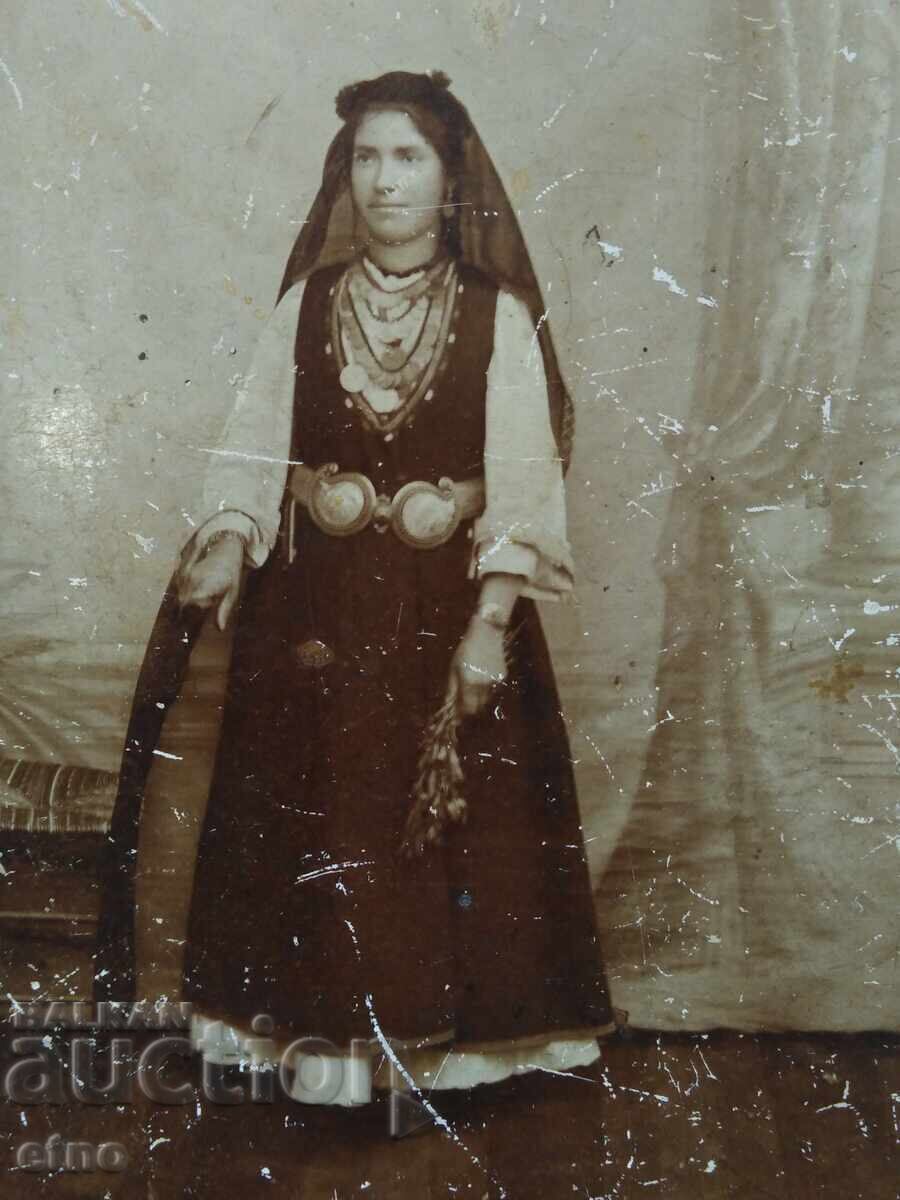 ΒΑΣΙΛΙΚΗ ΦΩΤΟΓΡΑΦΙΑ ΧΑΡΤΟΝΙ, ΦΟΡΕΣΙΑ, ΠΑΦΤΕΣ, κοσμήματα, γιαγιά ΠΑΥΝΑ, ως νέα ΒΑΣΙΛΙΚΗ ΦΩΤΟΓΡΑΦΙΑ ΧΑΡΤΟΝΙ, ΦΟΡΕΣΙΑ, ΠΑΦΤΕΣ, κοσμήματα, γιαγιά ΠΑΥΝΑ, ως νέα