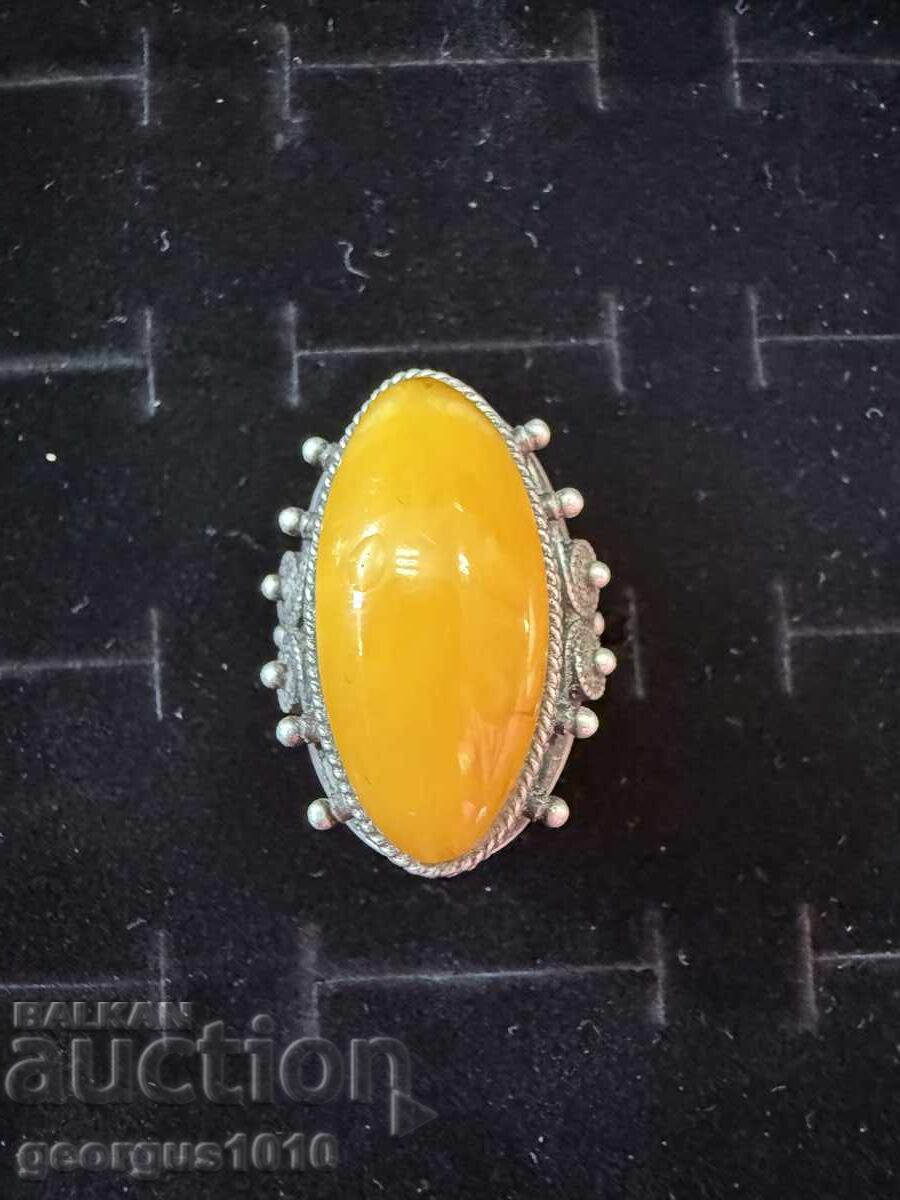 Ρωσικό ασημένιο δαχτυλίδι με κεχριμπάρι №7521