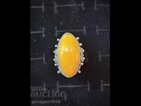 Inel rusesc placat cu argint cu chihlimbar №7521