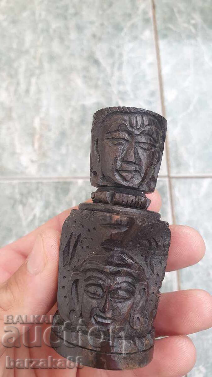 Auction  Wooden pipe