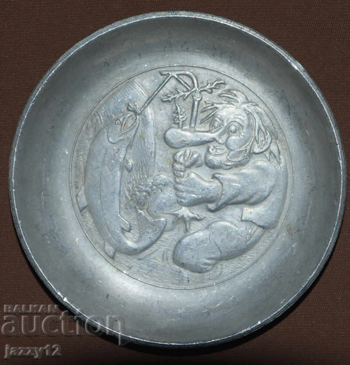 Μικρό αλουμινένιο Σκανδιναβικό διακοσμητικό πιάτο με τιμή 50.00 BGN | € 25.56 Μικρό αλουμινένιο Σκανδιναβικό διακοσμητικό πιάτο με τιμή 50.00 BGN | € 25.56