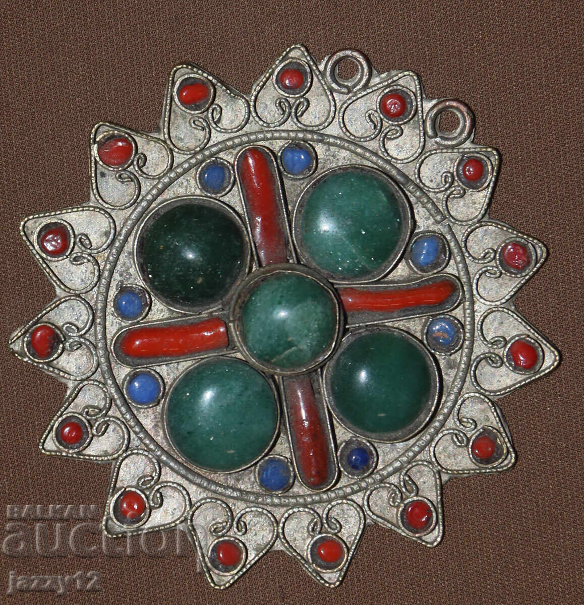 Delivery of Bronze necklace jewelry