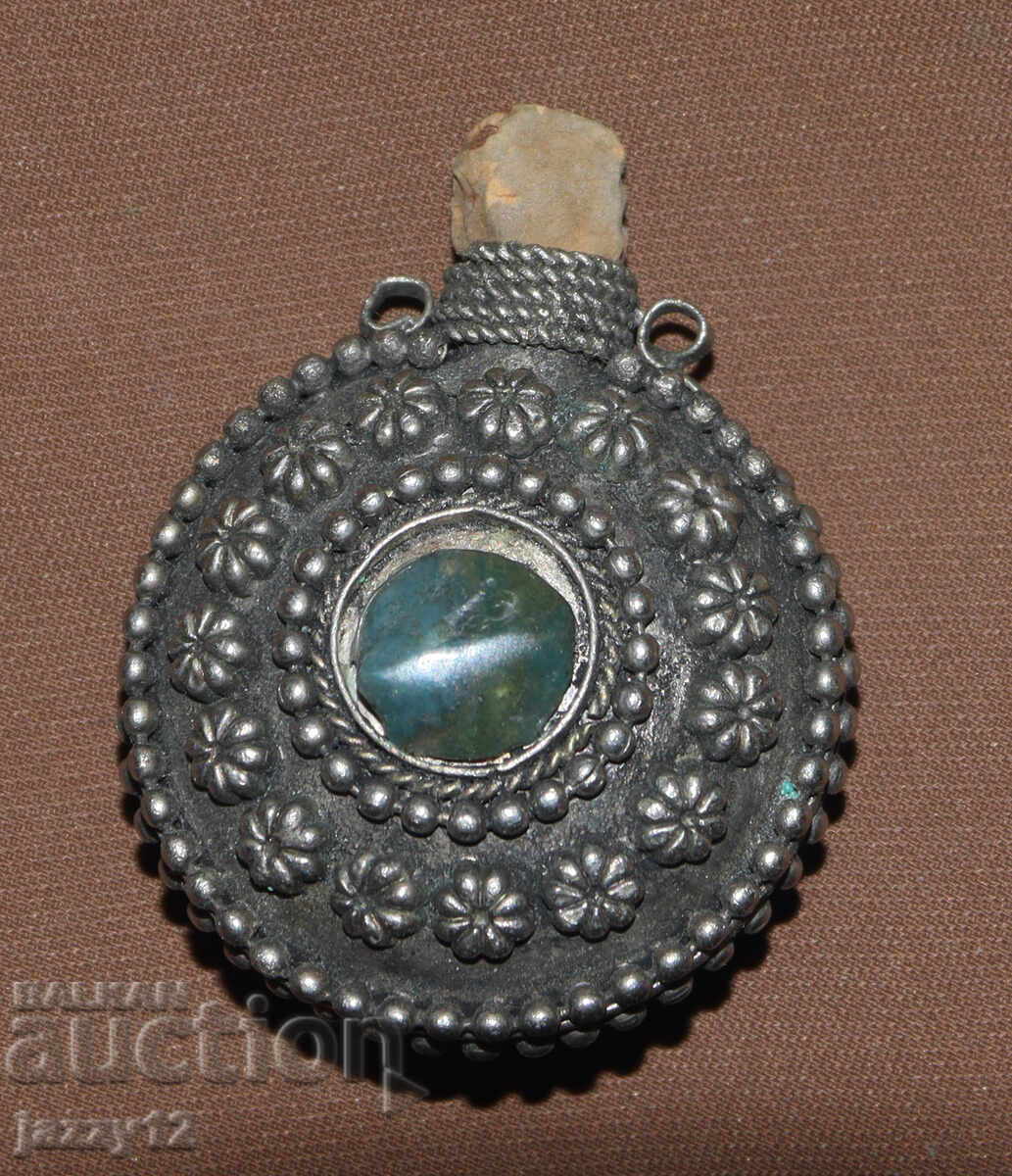 Handmade antique necklace perfume bottle Handmade antique necklace perfume bottle