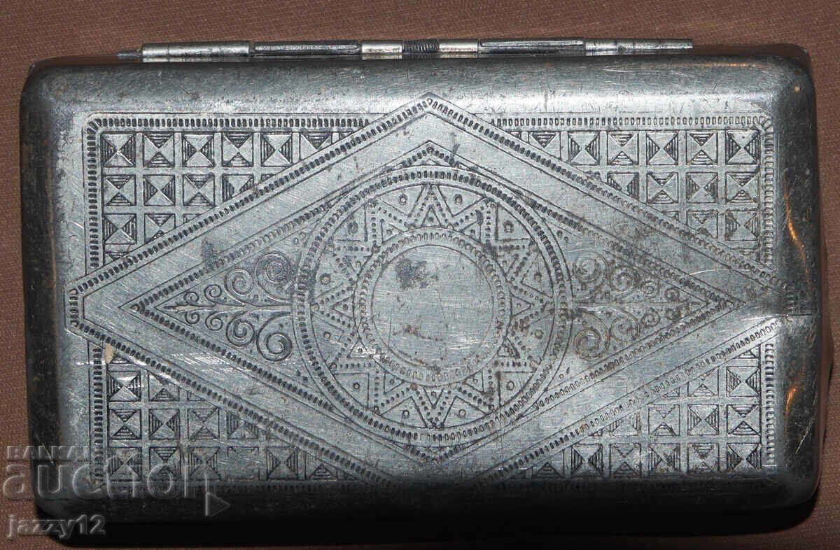 Auction  Old metal cigarette case
