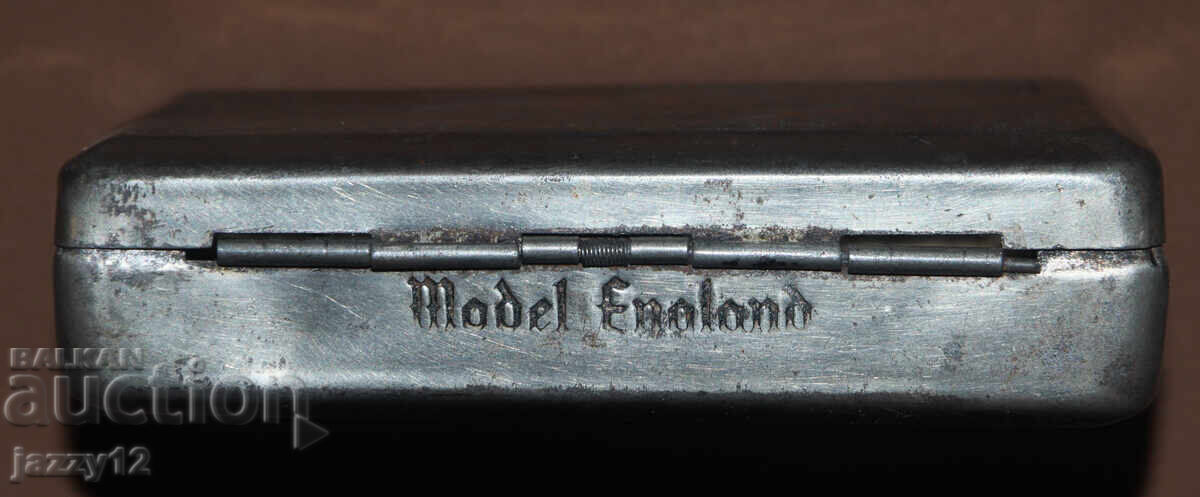 Old metal cigarette case - 6