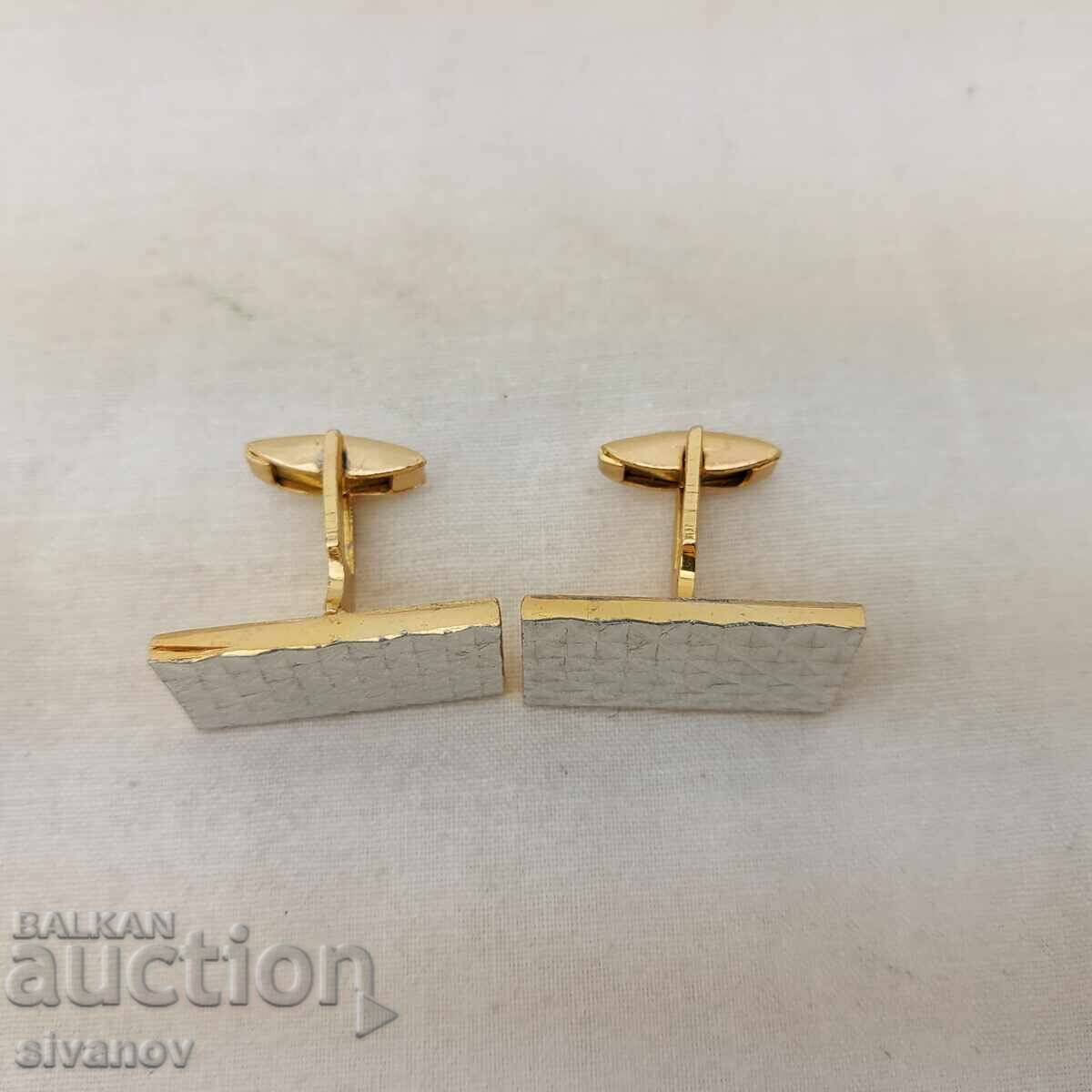 Beautiful old cufflinks #2745 with price 11.99 BGN | € 6.13 Beautiful old cufflinks #2745 with price 11.99 BGN | € 6.13