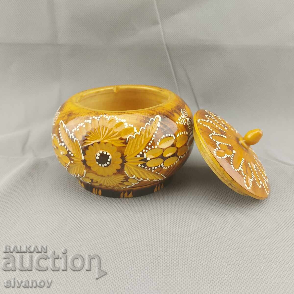 Όμορφο παλιό σκαλιστό ξύλινο κουτί κοσμημάτων #2844 με τιμή 19.99 BGN | € 10.22