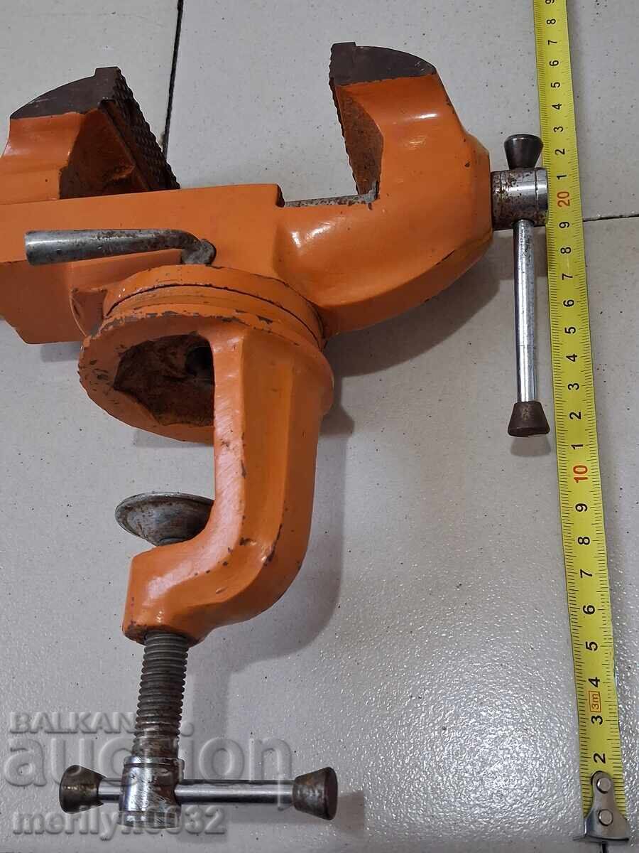 Παλιά μέγγενη σύσφιξης ΑΧΡΗΣΙΜΟ σιδηρουργικό εργαλείο ΛΕΙΤΟΥΡΓΕΙ - 6 Παλιά μέγγενη σύσφιξης ΑΧΡΗΣΙΜΟ σιδηρουργικό εργαλείο ΛΕΙΤΟΥΡΓΕΙ - 6