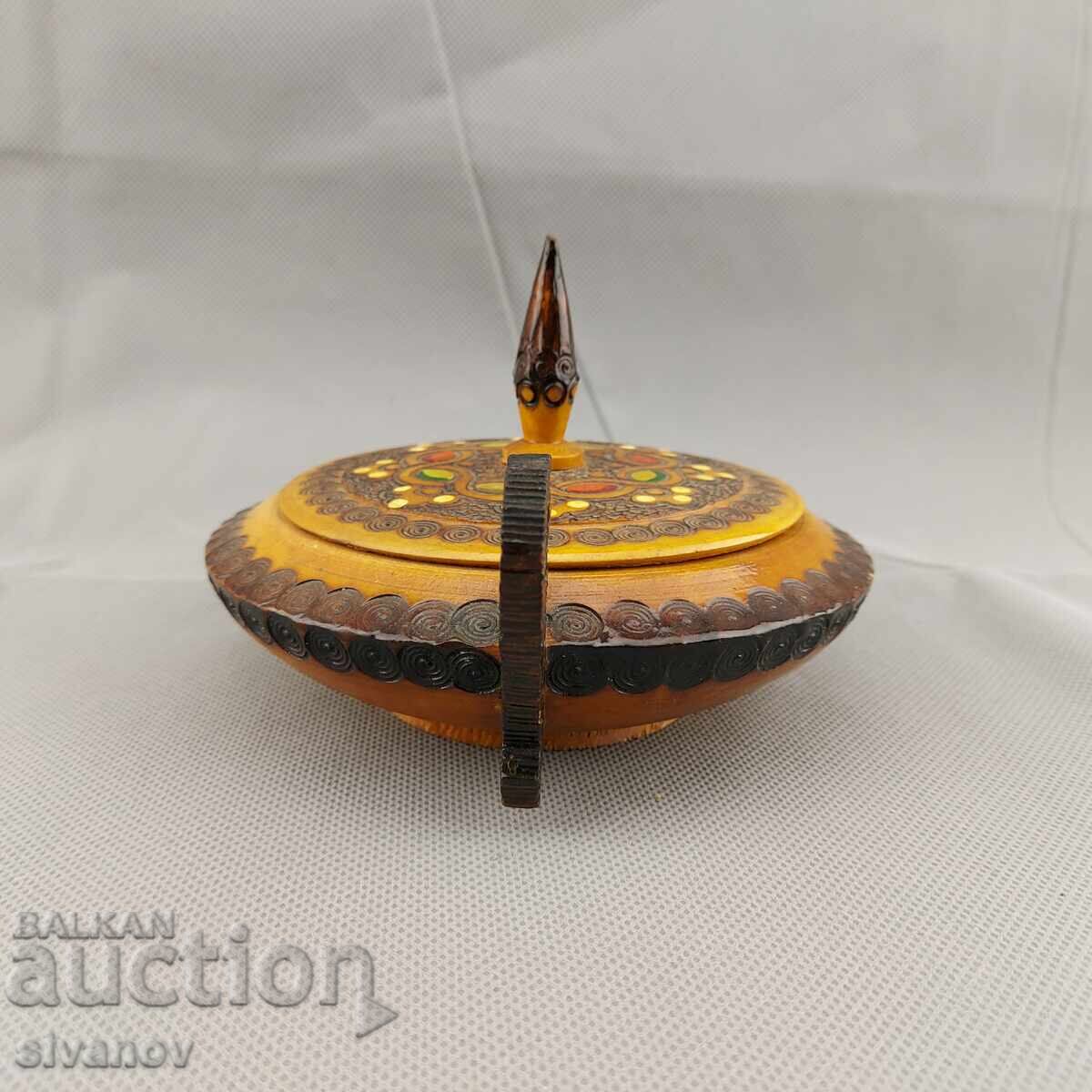 Аукцион Красива стара ръчно изработена дървена кутия за бижута #2852